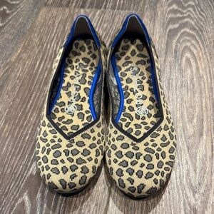 Rothy's Tan and Black Leopard Flats